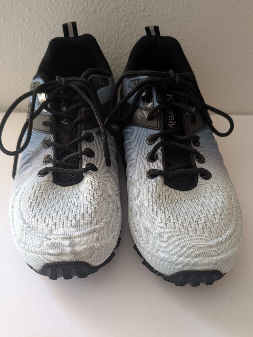 Kricely Trail Shoes Men’s Breathable Mesh Trail Running Sneakers 9.5